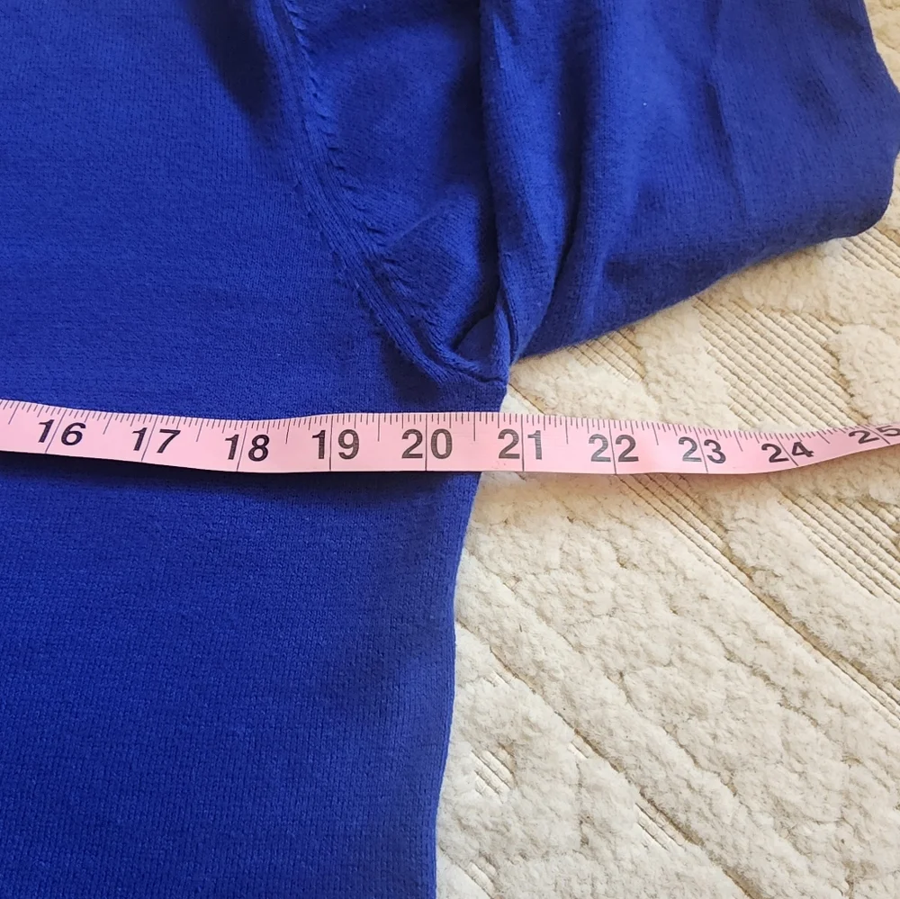 L Old Navy Royal blue cardigan